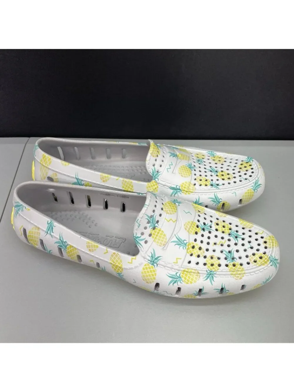 Floafers Posh Driver Loafers Shoes Pineapple‎ Beach Pool Waterproof Gray Mens 8